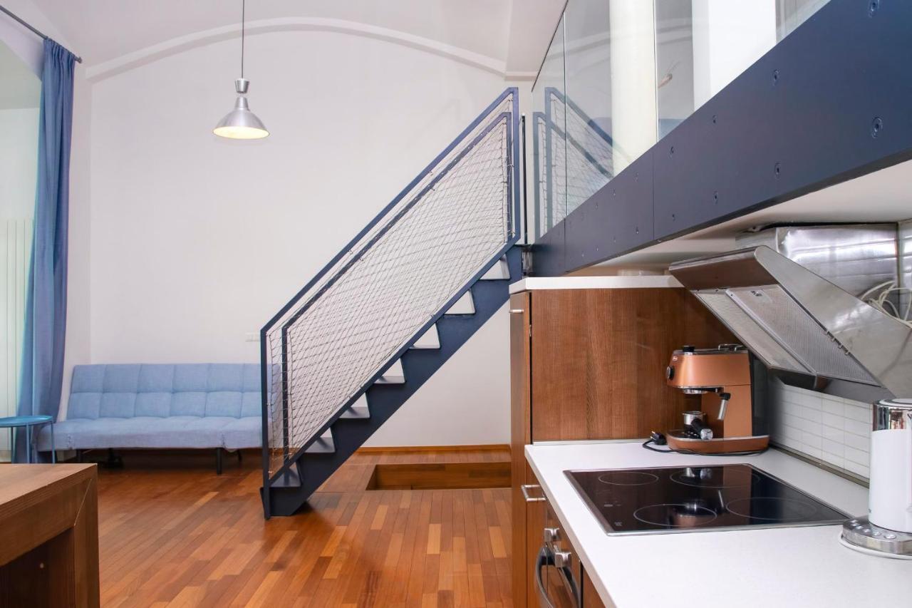 Modern Apartment With Terrace And Air Conditioning Prag Exteriör bild