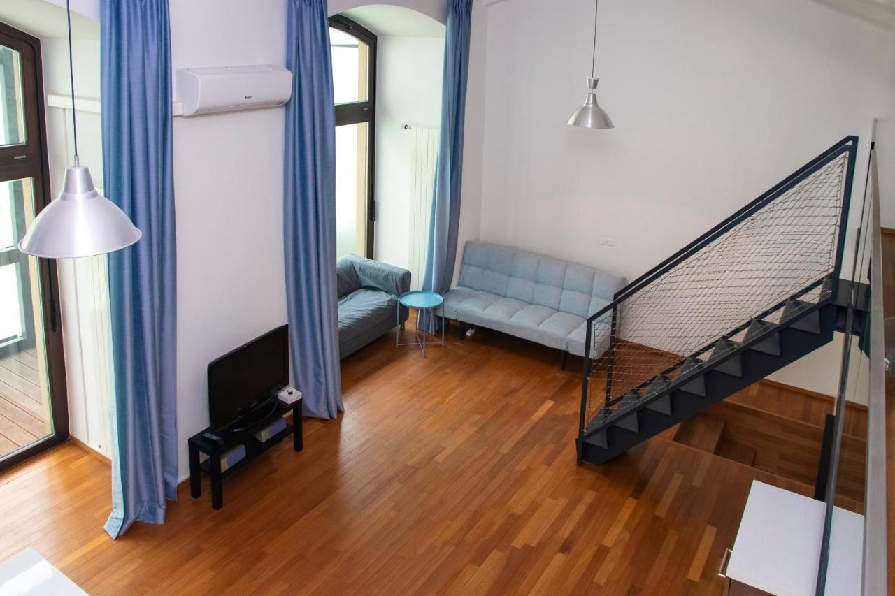 Modern Apartment With Terrace And Air Conditioning Prag Exteriör bild